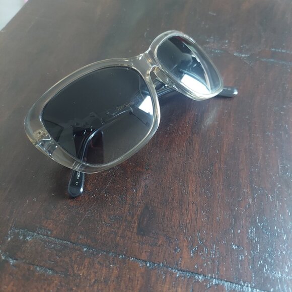 Vera Wang Sunglasses main image 4